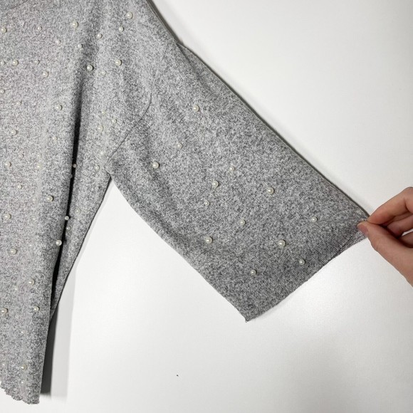 Zara Trafaluc Pearl Studded Sweater Womens Gray 3/4 Sleeve Soft Knit Size Medium - Picture 6 of 7